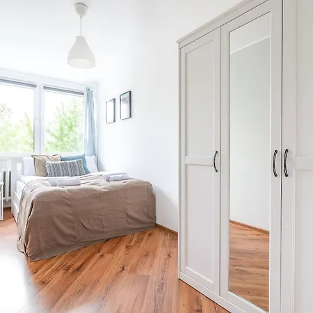 Apartament Spacious & Bright On Mokotow By Renters Warszawa