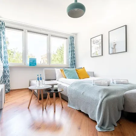 Apartament Spacious & Bright On Mokotow By Renters Warszawa