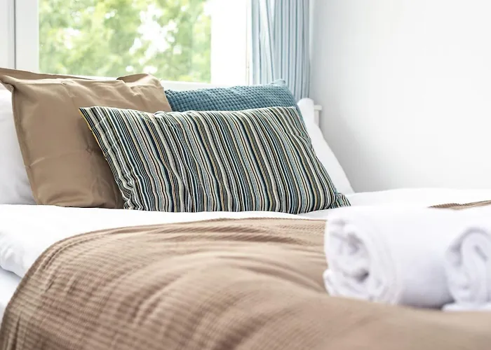 Spacious & Bright On Mokotow By Renters Warszawa